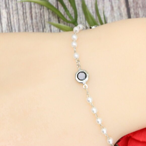 "Trendy Handmade Bracelet – A Stylish Gift for Women & Girls, MAR091635 - Picture 4 of 10